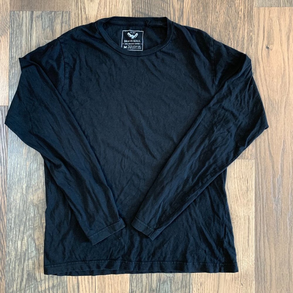 Brave Soul Men's size Medium Long Sleeve Black T-Shirt